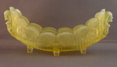 Burtles and Tate canoe
Registered design no 44445, but unmarked
Keywords: vase;pressed;british