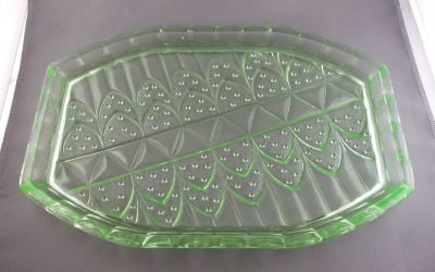 Walther Poseiden dressing table set
Tray
Keywords: pressed;german;bathbed