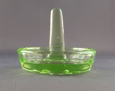 Dressing table set G ring stand
Keywords: pressed;bathbed