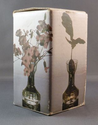 Dartington FT338 acorn vase
Original box 
Keywords: british;vase;hyacinth;sold