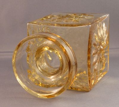 Dartington FT60 "Got a Match" candleholder
Rare amber: unstruck flame. 1968
Keywords: candle;british;sold
