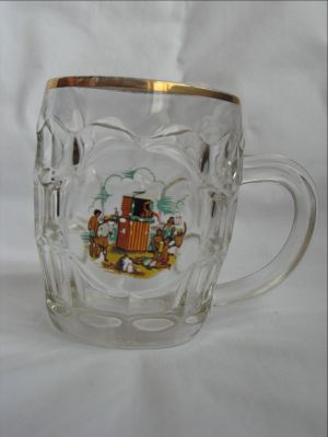 Punch and Judy half pint beer mug
Keywords: british;sold;enamelgilt;barware