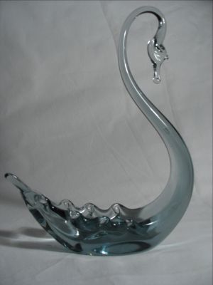 Whitefriars swan A
Arctic Blue
Keywords: sold;blown;figure