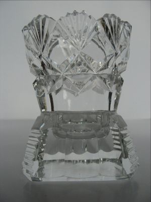 Czech match holder/striker
Pressed, then cut
Keywords: sold;cut;odd;czech