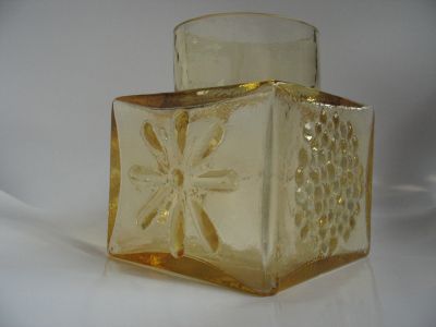 Dartington FT2 vase
Rare amber: unstruck flame. 1967
Keywords: sold;vase;british