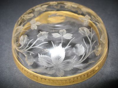 Engraved and gilded finger bowl
Some polishing of the cuts to add depth. French? Chestnuts
Keywords: sold;cut;enamelgilt;table;frenchdutchbelg