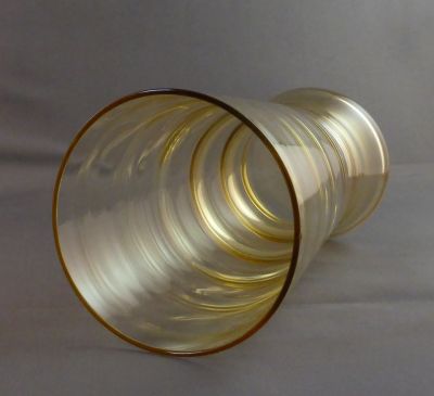 Light amber water set 
Ground and polished rim
Keywords: sold;barware
