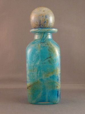 Malta Decorative Glass square bottle
Keywords: blown;sold;bottle;maltese