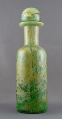 Malta Decorative Glass green cylinder bottle
Ground base with visible grinding marks
Keywords: bottle;sold;maltese