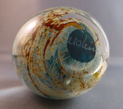 Mdina cobweb paperweight
Base
Keywords: maltese;mark;sold;paperweight