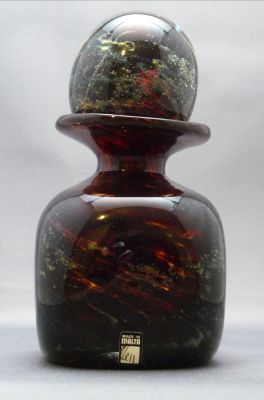 Mdina tortoiseshell inkbottle, square
Paper label, stock label, marked
Keywords: mark;bottle;maltese
