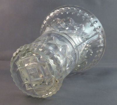 Pressed flower vase
Base.
Keywords: vase;sold