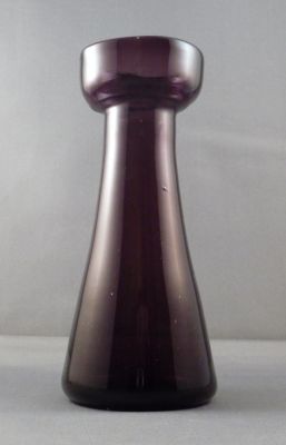 Purple hyacinth vase
Late Georgian/early Victorian
Keywords: vase;hyacinth