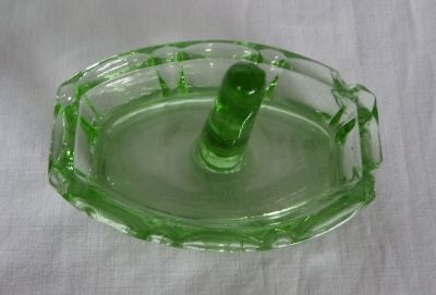 Dressing table set L chipped uranium ring stand
Tiny
Keywords: sold;pressed;bathbed