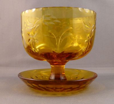 Stevens and Williams/Royal Brierley sundae dish with saucer
Lead crystal
Keywords: blown;british;table;cut