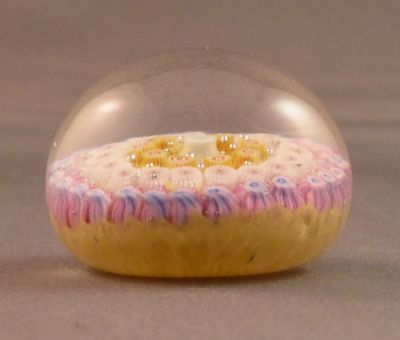 Strathearn P9 C
Keywords: british;paperweight