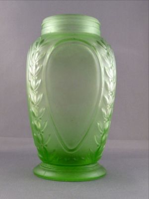 International Bottle Company bath salts jar
Registered number 723256. Czech?
Keywords: blown;bathbed