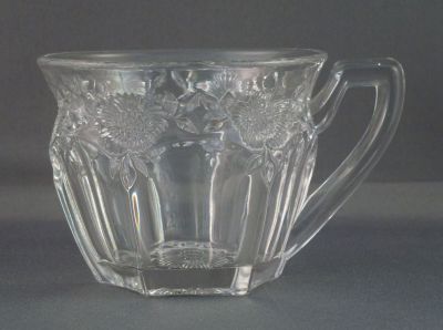 Westmoreland Floral Colonial sherbert (cup)
Designed by Reuben Haley. EAPG, EAPG, 1911-1917
Keywords: table;sold;american