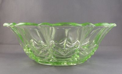 Walther Basel fruit bowl
1933
Keywords: german;table;dessert;sold;uranium