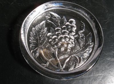 Dartington FT332 bottle coaster
"Aristotle" 1983
Keywords: sold;barware;british