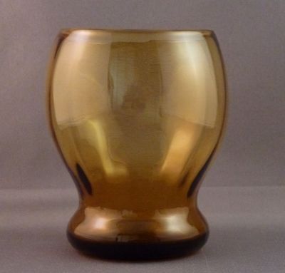 Dark amber optic rib tumblers
Handblown
Keywords: sold;barware