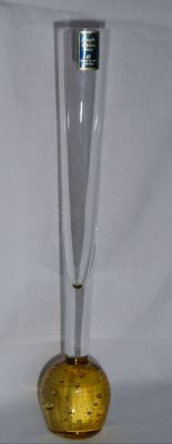 Controlled bubble bud vase
Label says Single bloom vase, hand made Foreign. 
Keywords: sold;vase