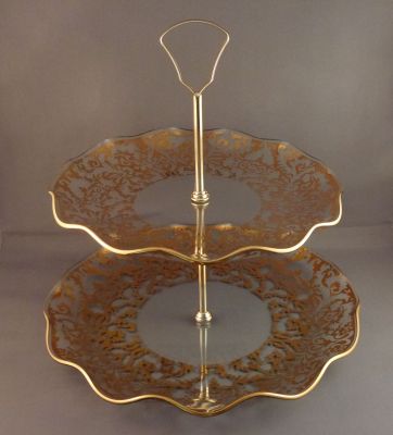 Chance Regency Gold two-tier cakestand
1972
Keywords: british;table;sold;dessert