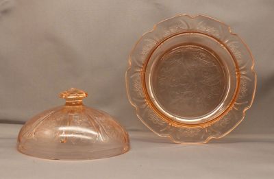 Jeannette Cherry blossom butter dish
Keywords: table;sold;american