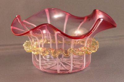 Cranberry and uranium white-striped preserve dish
Uranium rigaree
Keywords: british;blown;table