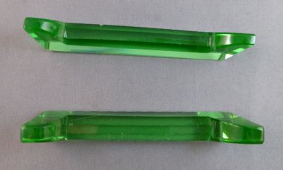 Knife rests, cut
Keywords: cut;table