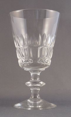 Cut wine glass C
Moulded stem
Keywords: cut;sold;barware