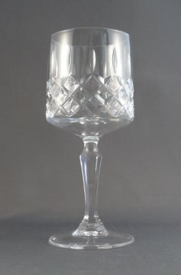 Cut wine glass E
Lead crystal
Keywords: cut;sold;barware