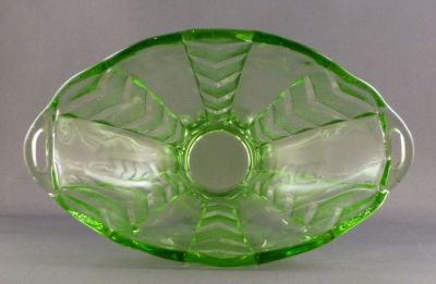 Basket style vase
Interior
Keywords: pressed;vase