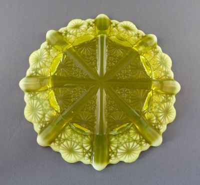 Davidson 1892 suite small plate
Primrose pearline. Bottom
Keywords: british;pressed;table