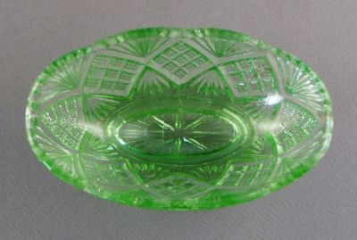 Davidson 1897 suite salt
Green uranium!
Keywords: british;pressed;table