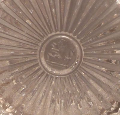 Davidson daisy half-pint mug
Lion mark
Keywords: barware;pressed;mark;sold