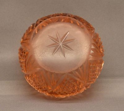 Pink glass salt
Ground and polished base. British? Davidson?
Keywords: table;sold