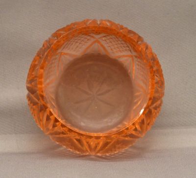 Pink glass salt
Ground and polished rim. British? Davidson?
Keywords: sold;table