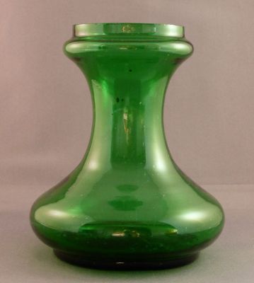 Light green hyacinth vase
Ground rim
Keywords: vase;hyacinth