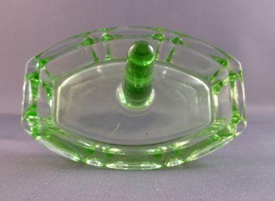 Dressing table set L, ring stand
Keywords: bathbed;pressed;czech;sold