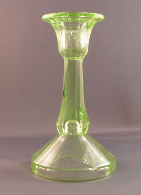 Dressing table set M, candlestick
Czech?
Keywords: bathbed;pressed;czech;sold