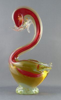 Murano uranium sommerso duck
Red, yellow and uranium with clear beak
Keywords: murano;figure