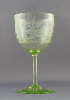 Leafy engraved wine glass
Pattern 1. Three patterns per glass. Likely English
Keywords: barware;blown;british;cut