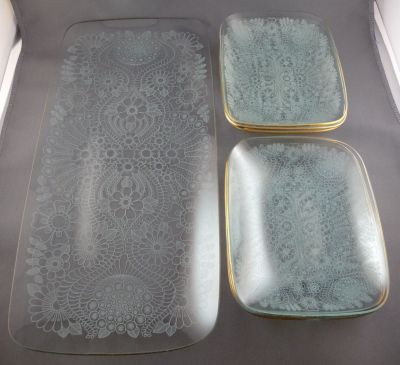 Chance Filigree sandwich set
1971. Designed by Sue Heaven. Deffa printed
Keywords: british;enamelgilt;table