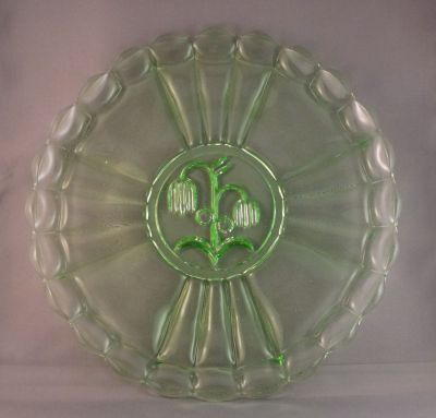 Large serving platter
29 cm
Keywords: pressed;table