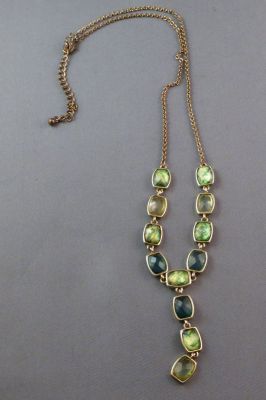 Foil-back and uranium glass beads
Keywords: uranium