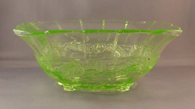 Grape dish
Bowl with drainage holes
Keywords: pressed;table