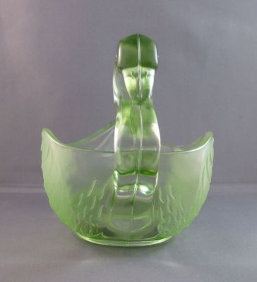 Large pressed glass swan
Keywords: sold