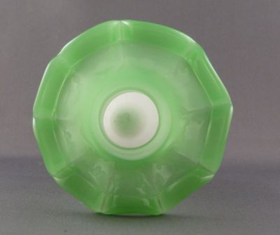 Jade and white "alabastro" three part vase 
Folded top rim. St Louis? French?
Keywords: frenchdutchbelg;blown;vase