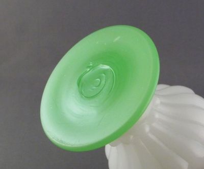 Jade and white "alabastro" three part vase
Rough pontil mark. St Louis? French?
Keywords: frenchdutchbelg;blown;vase